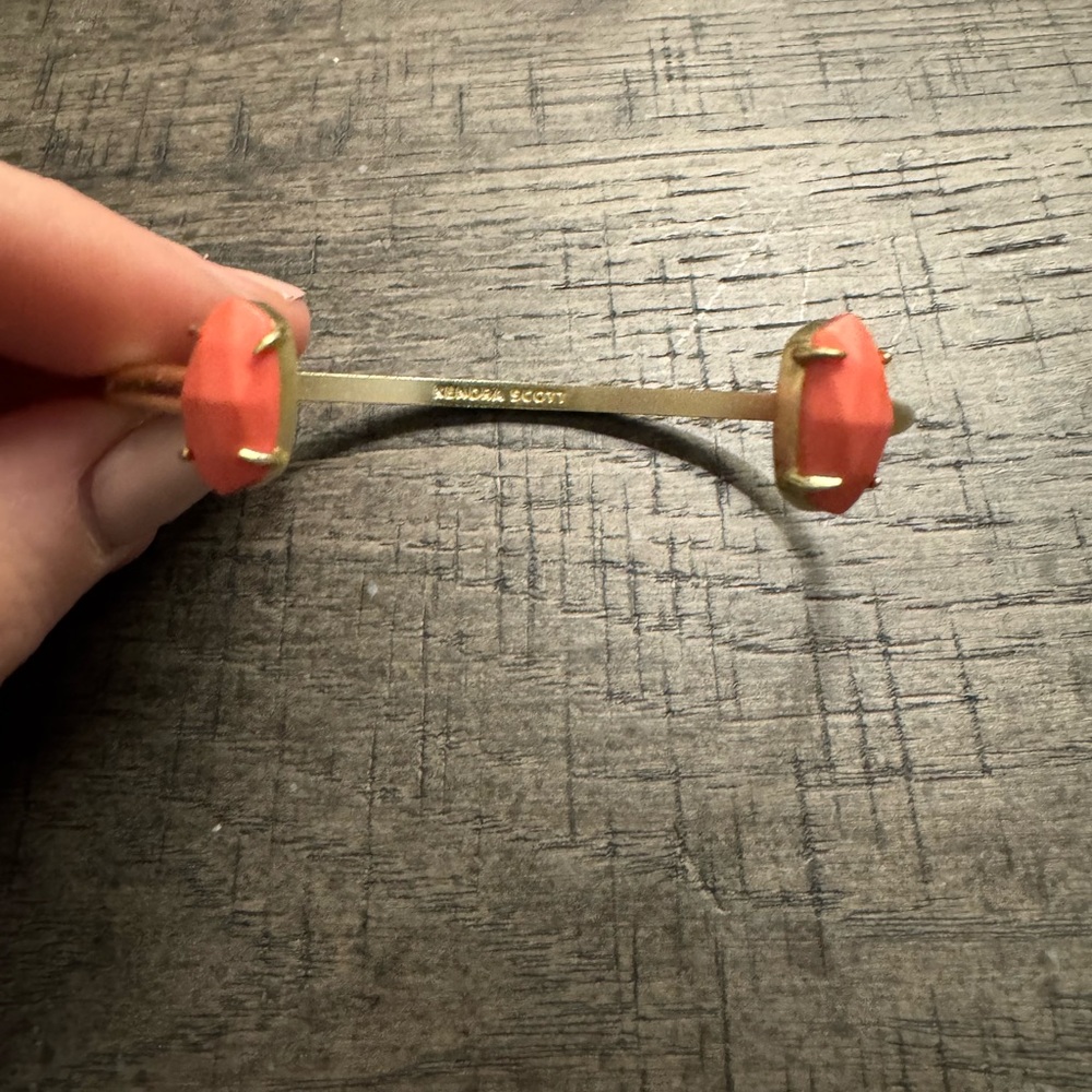 Kendra Scott Coral and Gold Elton Cuff